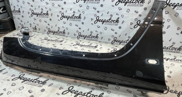  Крыло переднее правое черное Jeep Commander XK-XH