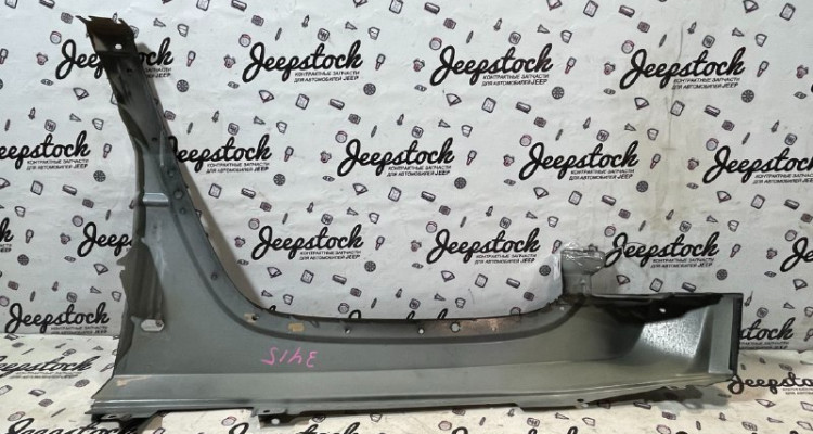 Крыло переднее правое черное Jeep Commander XK-XH