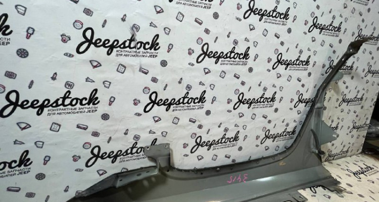  Крыло переднее левое черное Jeep Commander XK-XH