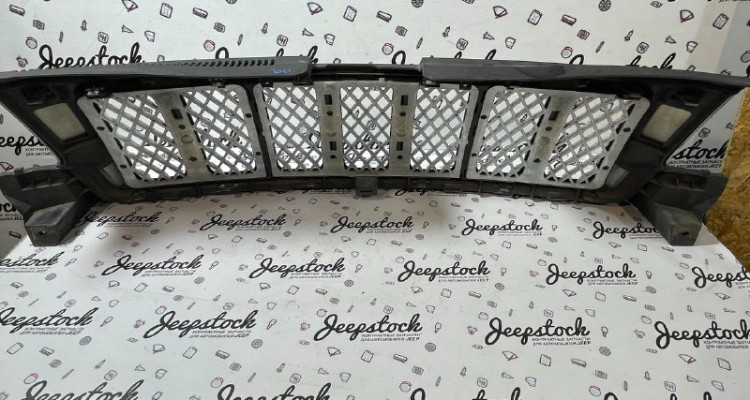  Решетка радиатора Overland Jeep Grand Cherokee WK2