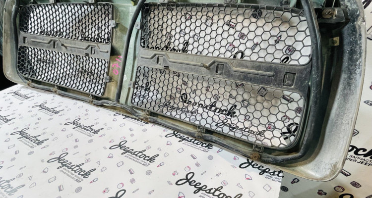  Решетка радиатора Dodge Ram 3 DR