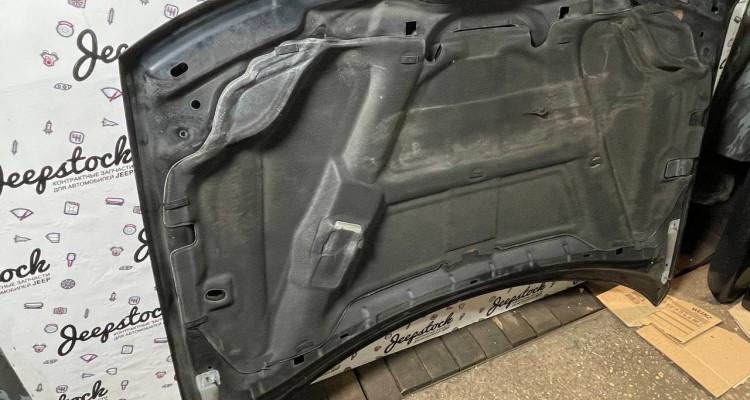 2000000056975 Капот в сборе с утеплителем чёрный Jeep Grand Cherokee WG-WJ