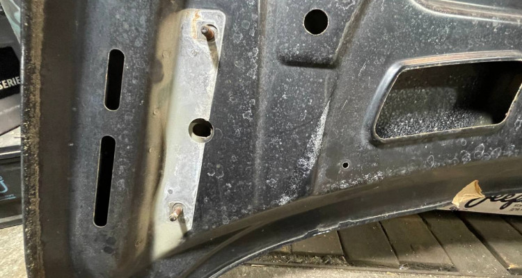  Капот черный Dodge Ram 3 DR