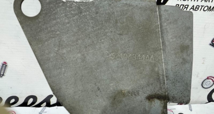  Пластина между ДВС и АКПП 65RFE 5.7 Jeep Grand Cherokee WK2