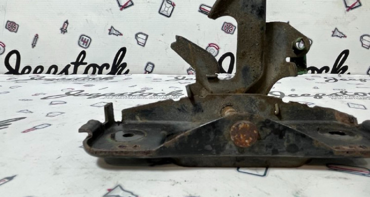  Скоба замка капота Dodge Ram 3 DR