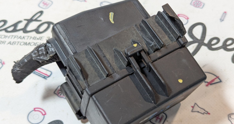 Блок реле PDC 68101267AD Jeep Grand Cherokee WK2