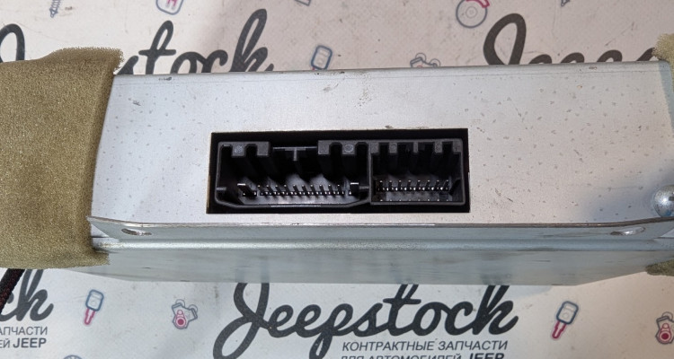  Усилитель магнитолы X08 Jeep Grand Cherokee WK2