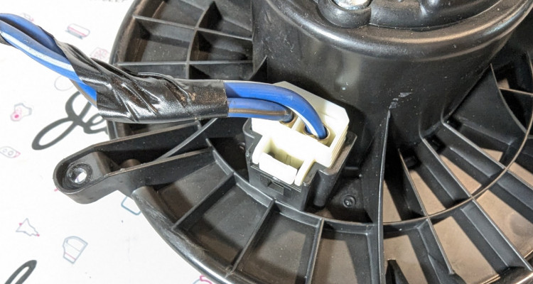  Мотор отопителя RHD Jeep Grand Cherokee WK2