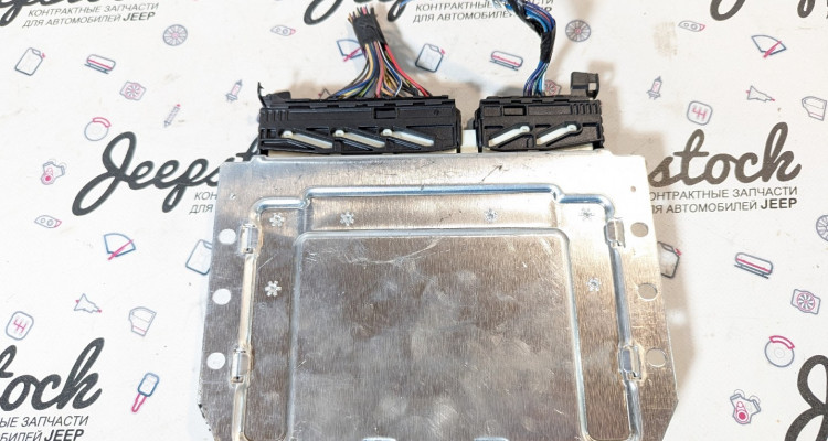  Блок управления пневмоподвеской 56029558AI Jeep Grand Cherokee WK2