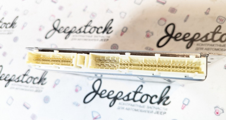  Блок управления пневмоподвеской 56029558AI Jeep Grand Cherokee WK2