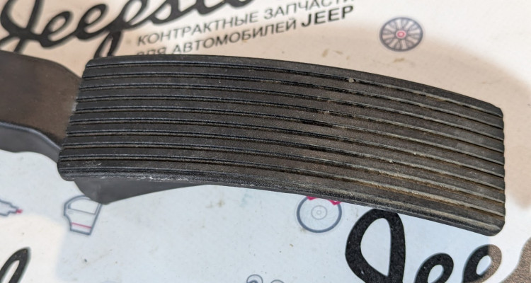  Педаль газа 52124785AD Jeep Grand Cherokee WK2
