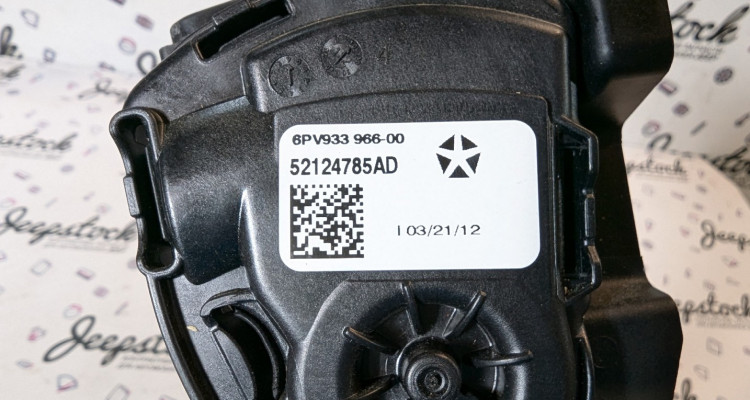  Педаль газа 52124785AD Jeep Grand Cherokee WK2