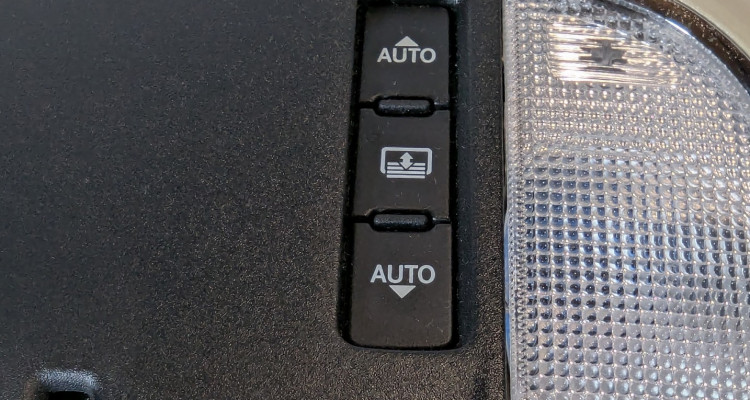  Потолочная консоль (под люк) Jeep Grand Cherokee WK2