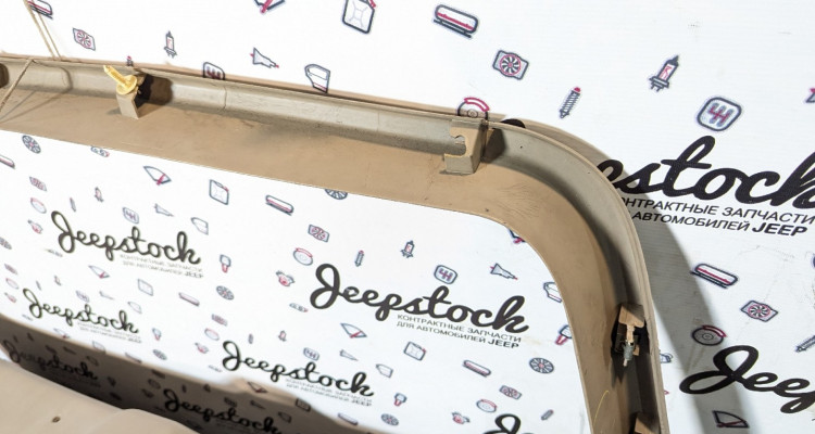  Обшивка 5ой двери (Sandstone) 1 Jeep Grand Cherokee WG-WJ