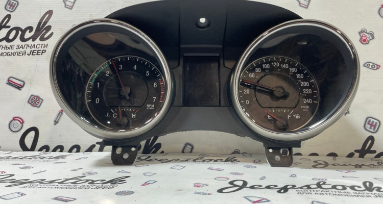  Щиток приборов 56046660AС Jeep Grand Cherokee WK2