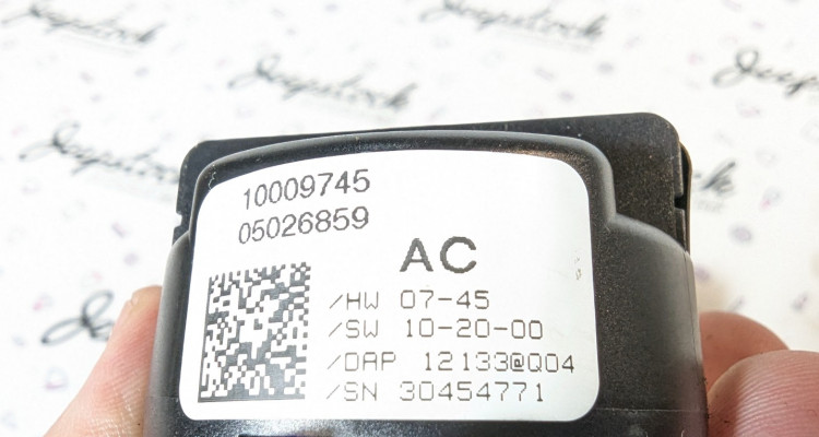  Зеркало салонное с датчиком дождя Jeep Grand Cherokee WK2