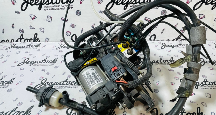  Компрессор пневмоподвески Jeep Grand Cherokee WK2