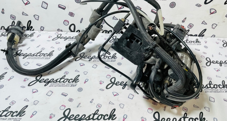 Компрессор пневмоподвески Jeep Grand Cherokee WK2
