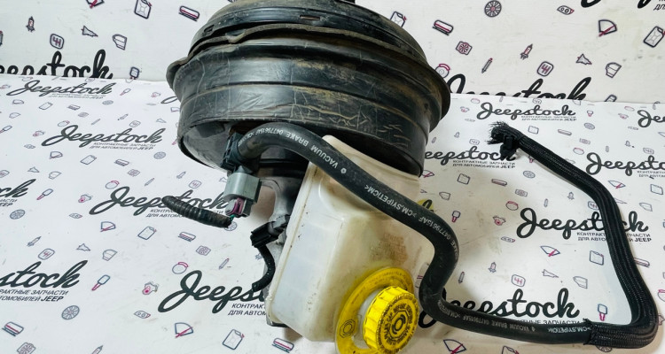  Главный тормозной цилин+Вакуум 5.7L 52124748AC Jeep Grand Cherokee WK2