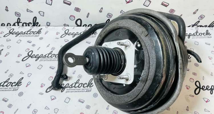  Главный тормозной цилин+Вакуум 5.7L 52124748AC Jeep Grand Cherokee WK2