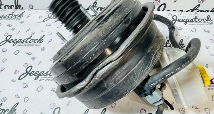  Главный тормозной цилин+Вакуум 5.7L 52124748AC Jeep Grand Cherokee WK2