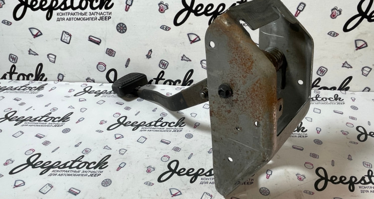  Педаль тормоза Jeep Commander XK-XH