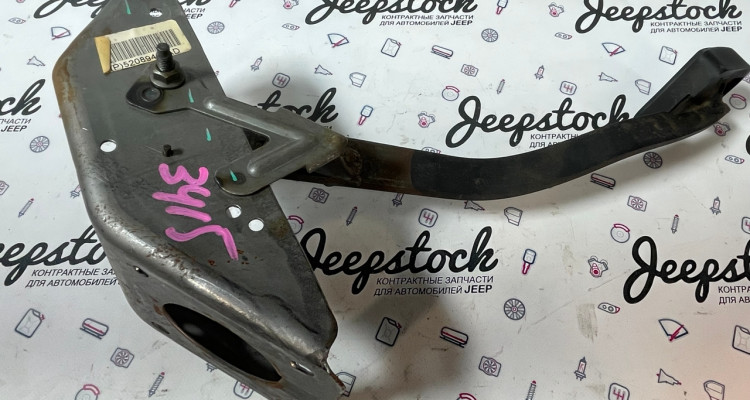  Педаль тормоза Jeep Commander XK-XH