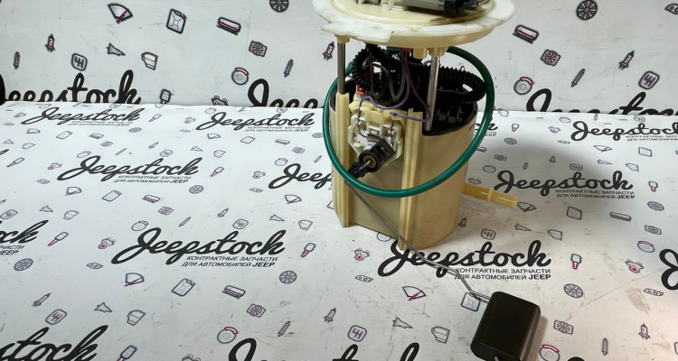  Топливный насос в сборе 5.7L Jeep Grand Cherokee WK2