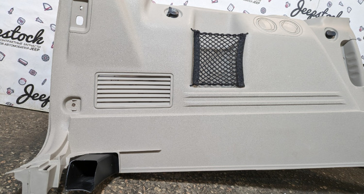  Боковина багажника левая Jeep Commander XK