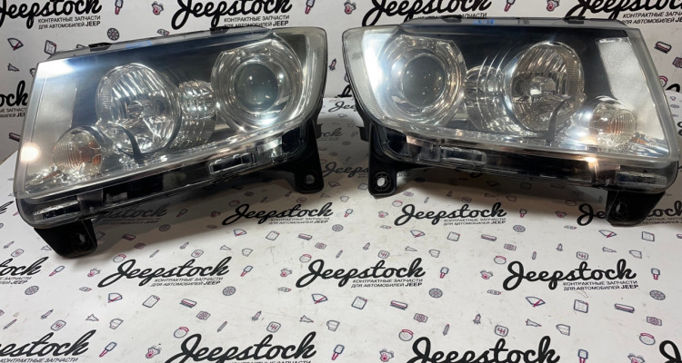  Комплект передних фар 2шт. Jeep Grand Cherokee WK2
