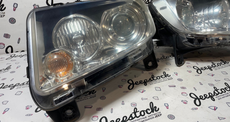  Комплект передних фар 2шт. Jeep Grand Cherokee WK2