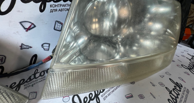  Комплект передних фар 2шт (3) Jeep Grand Cherokee WG-WJ