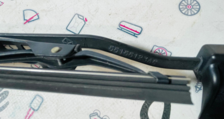  Поводок дворника 5ой двери 99-00г Jeep Grand Cherokee WG-WJ