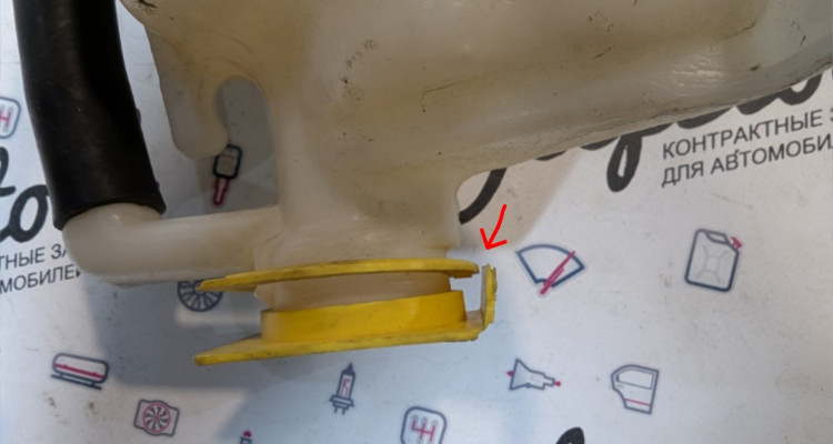  Бачок расширительный (1) Jeep Grand Cherokee WK2