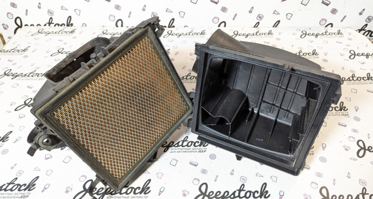  Корпус воздушного фильтра Jeep Grand Cherokee WK2
