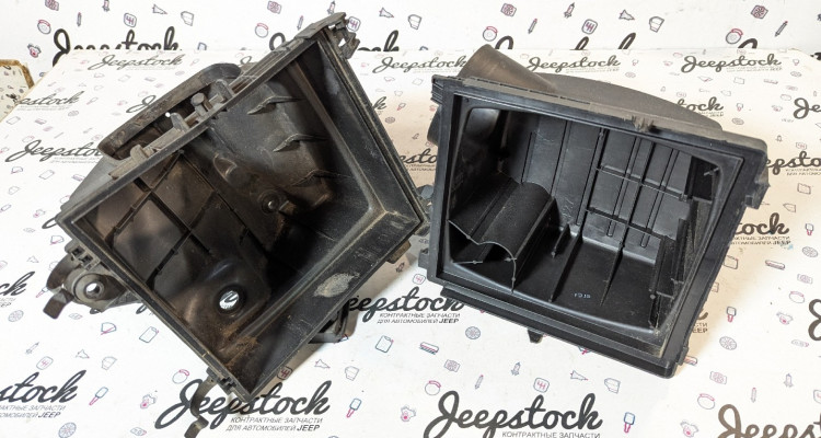  Корпус воздушного фильтра Jeep Grand Cherokee WK2