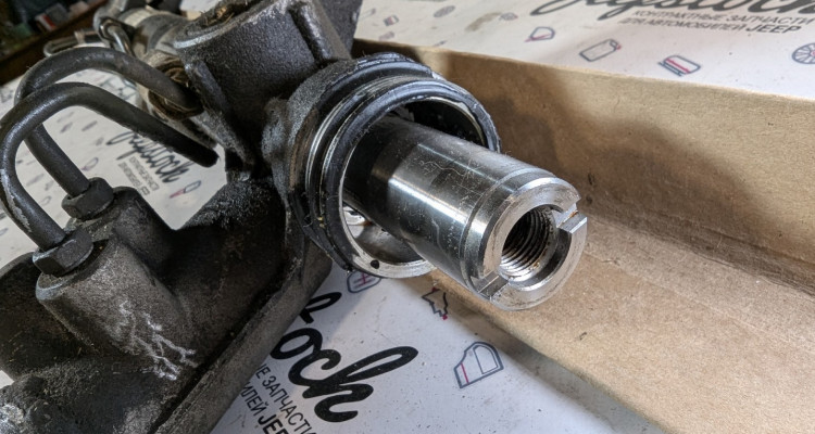  Рейка рулевая RHD Jeep Grand Cherokee WK2