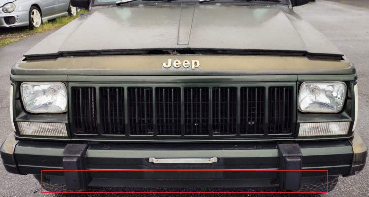  Губа переднего бампера нижняя 92-95 Jeep Cherokee XJ