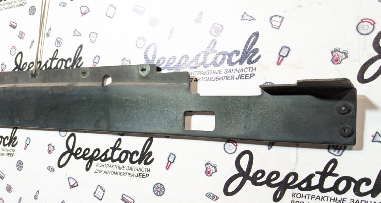  Губа переднего бампера нижняя 92-95 Jeep Cherokee XJ
