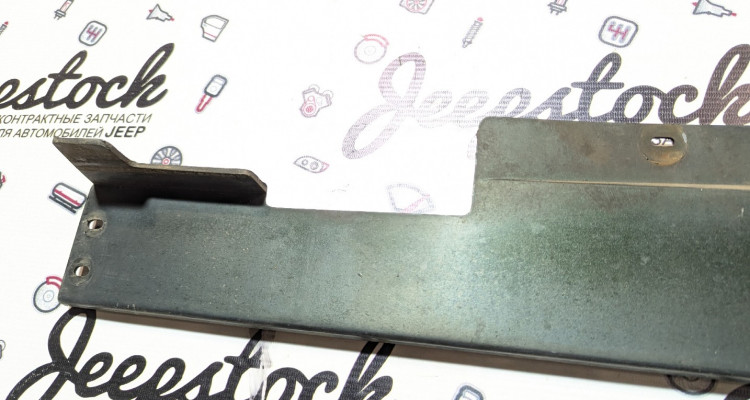  Губа переднего бампера нижняя 92-95 Jeep Cherokee XJ