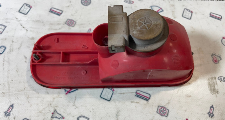  Противотуманная фара зад.бампера Jeep Commander XK-XH