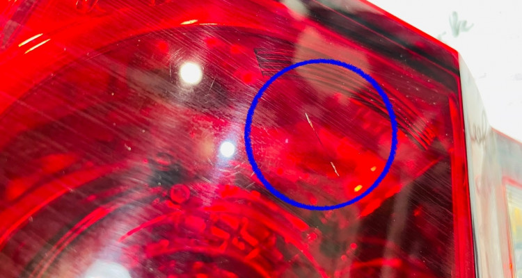  Фонарь задний правый Jeep Commander XK-XH