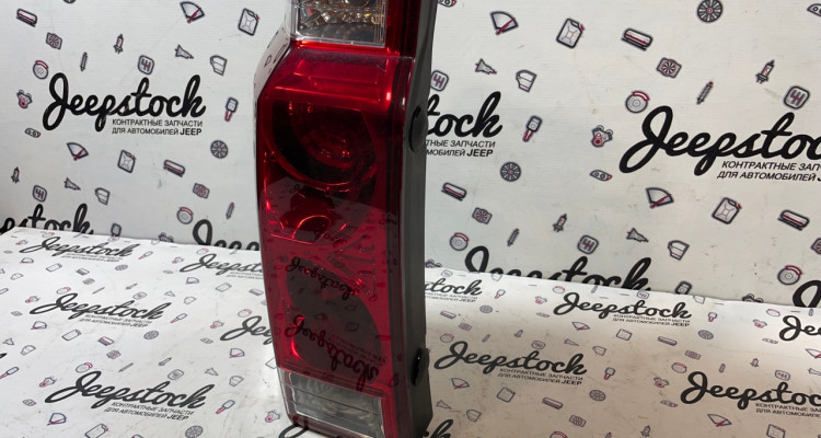  Фонарь задний левый Jeep Commander XK-XH