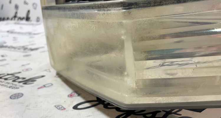  Фара левая Jeep Commander XK-XH