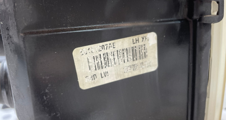  Фара левая Jeep Commander XK-XH