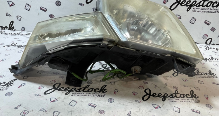  Фара правая Jeep Commander XK-XH