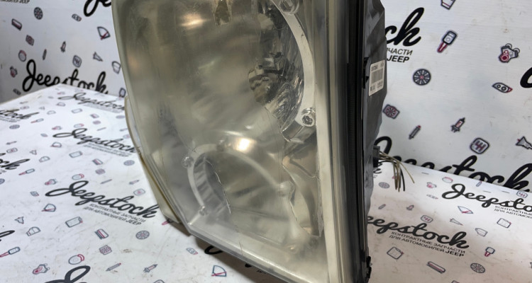  Фара правая Jeep Commander XK-XH