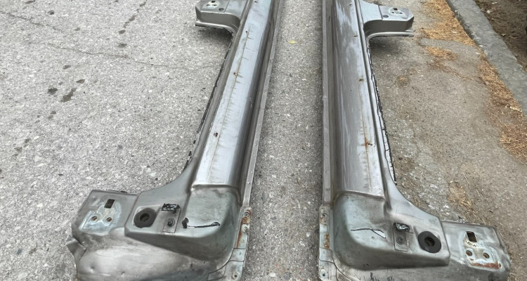 Пороги кузова комплект 1 Jeep Grand Cherokee ZG-ZJ