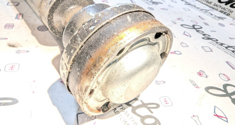  Кардан передний 5.7 Jeep Grand Cherokee WK2