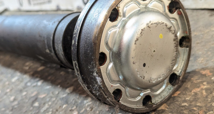  Кардан задний 5.7 Jeep Grand Cherokee WK2